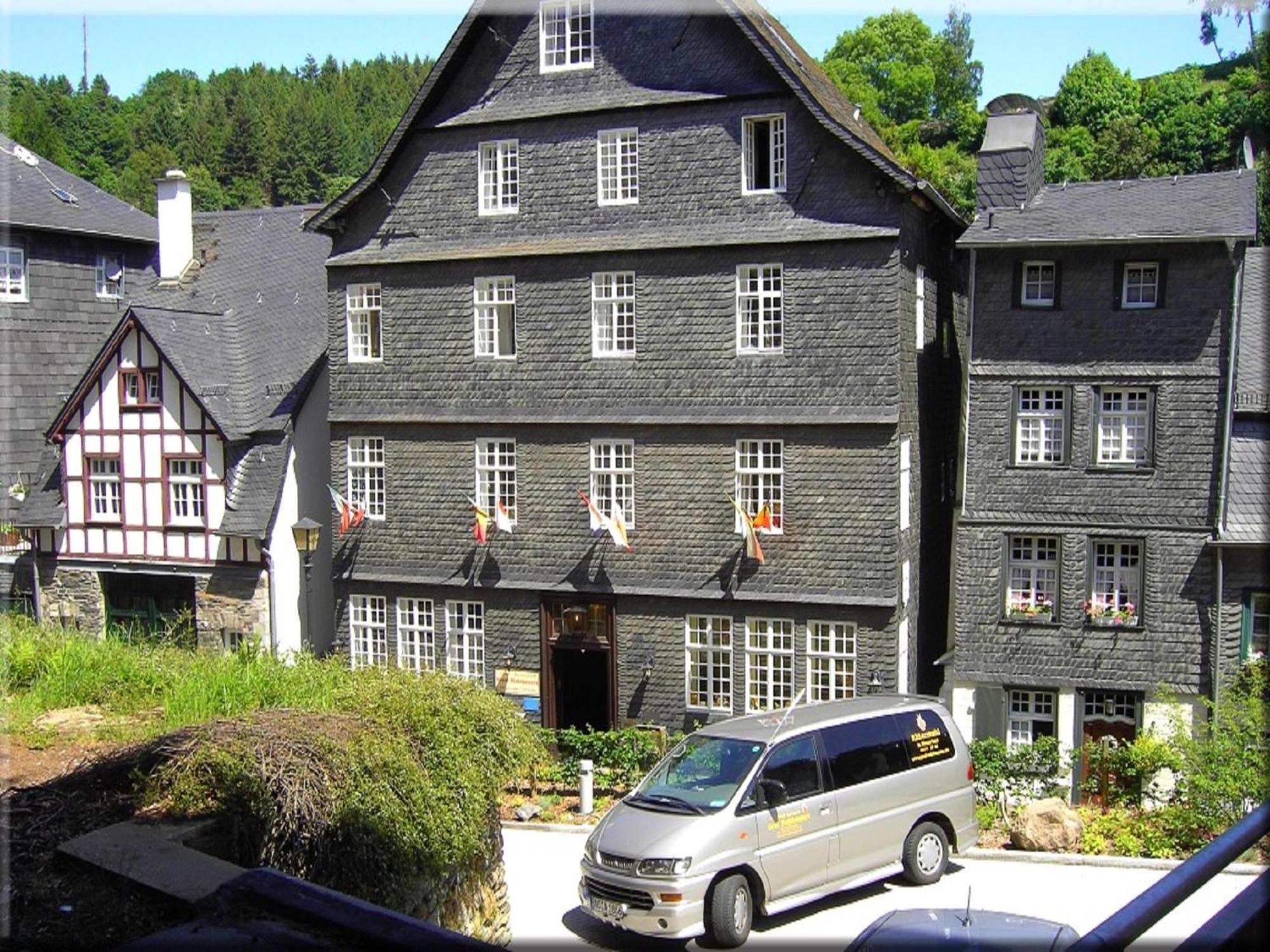 Hotel Graf Rolshausen Monschau Exteriör bild