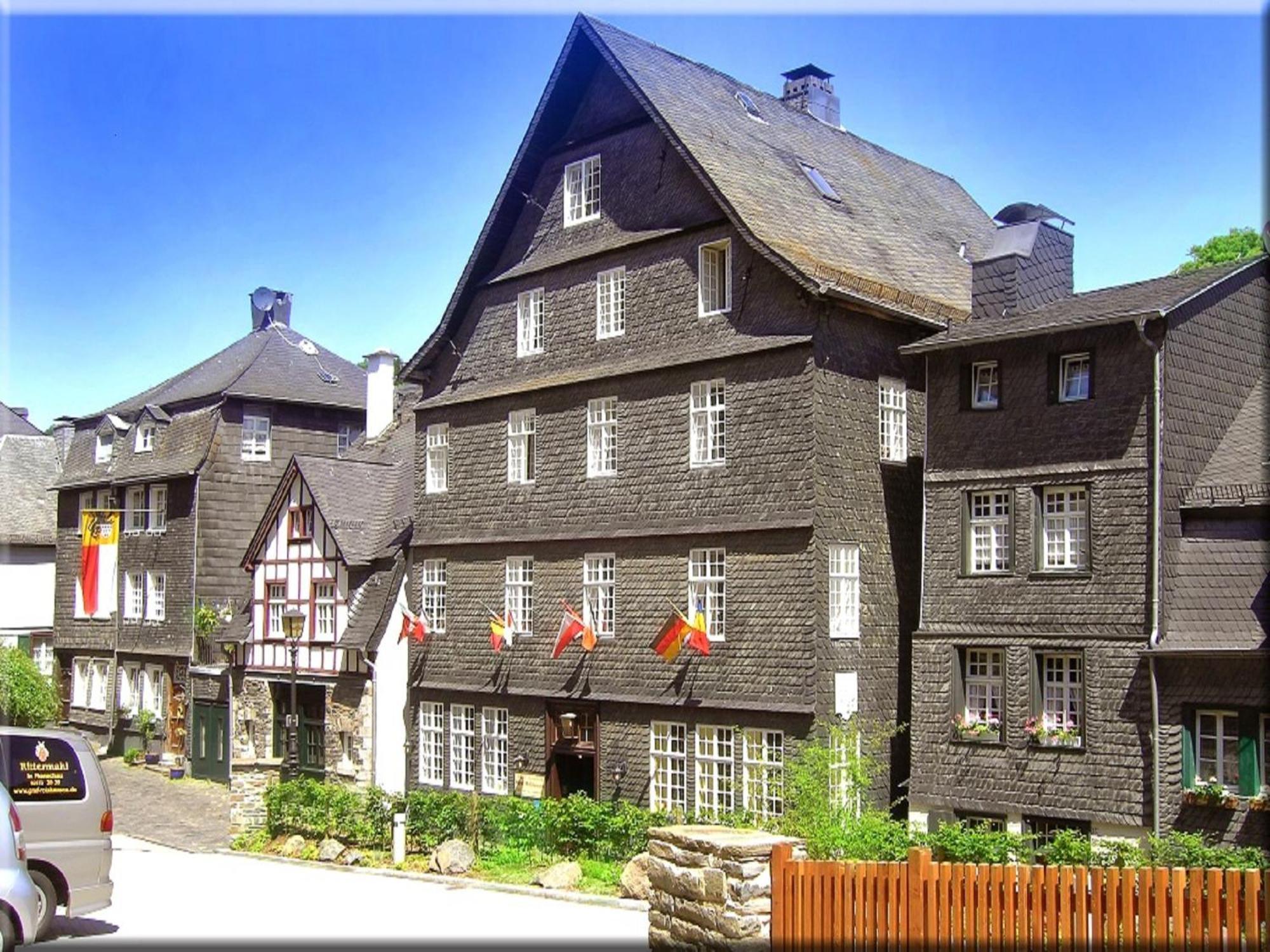 Hotel Graf Rolshausen Monschau Exteriör bild