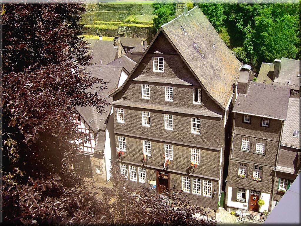 Hotel Graf Rolshausen Monschau Exteriör bild