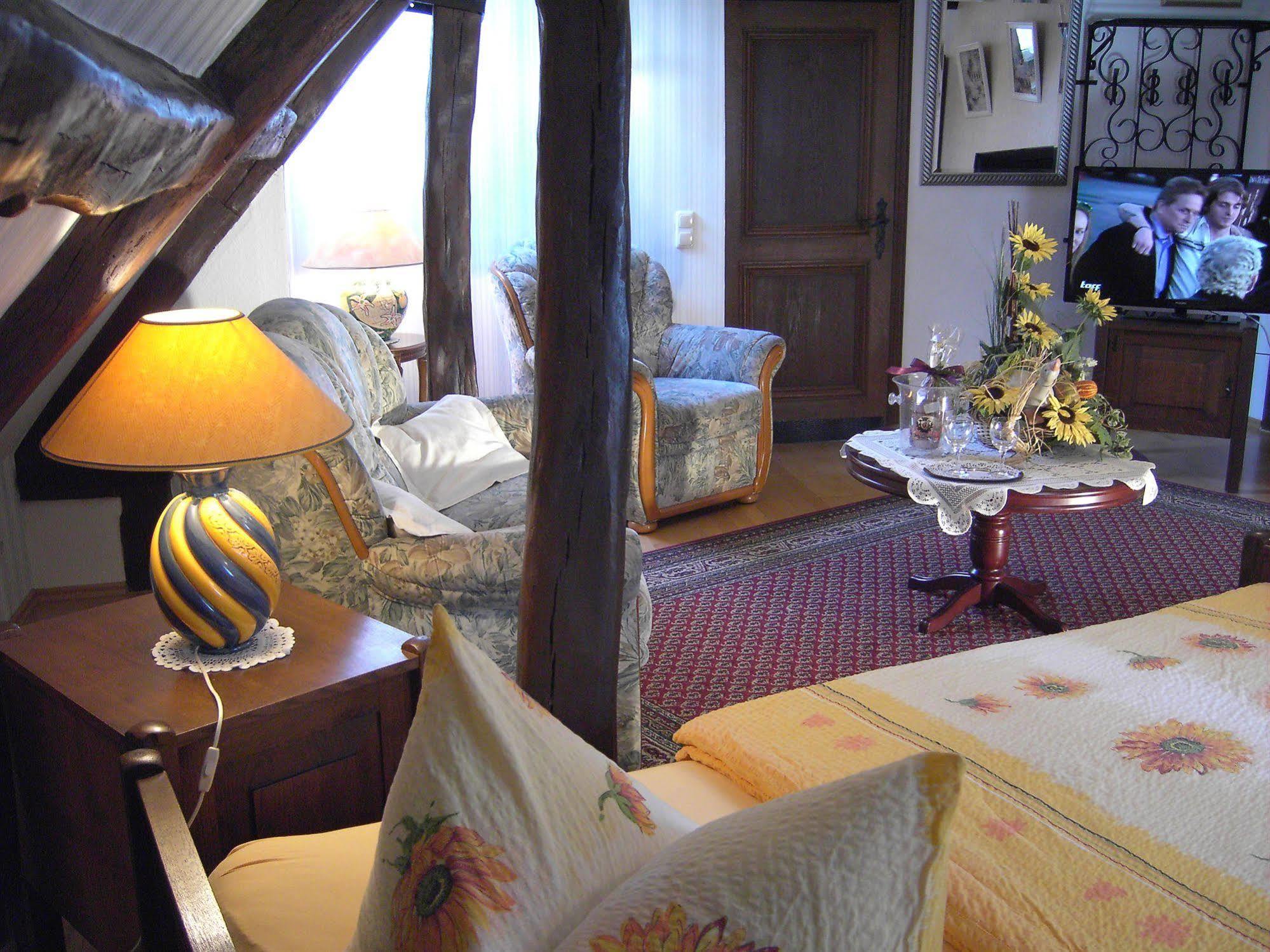 Hotel Graf Rolshausen Monschau Exteriör bild